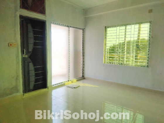 ডাউন পেমেন্ট করেই ফ্ল্যাটে উঠুন